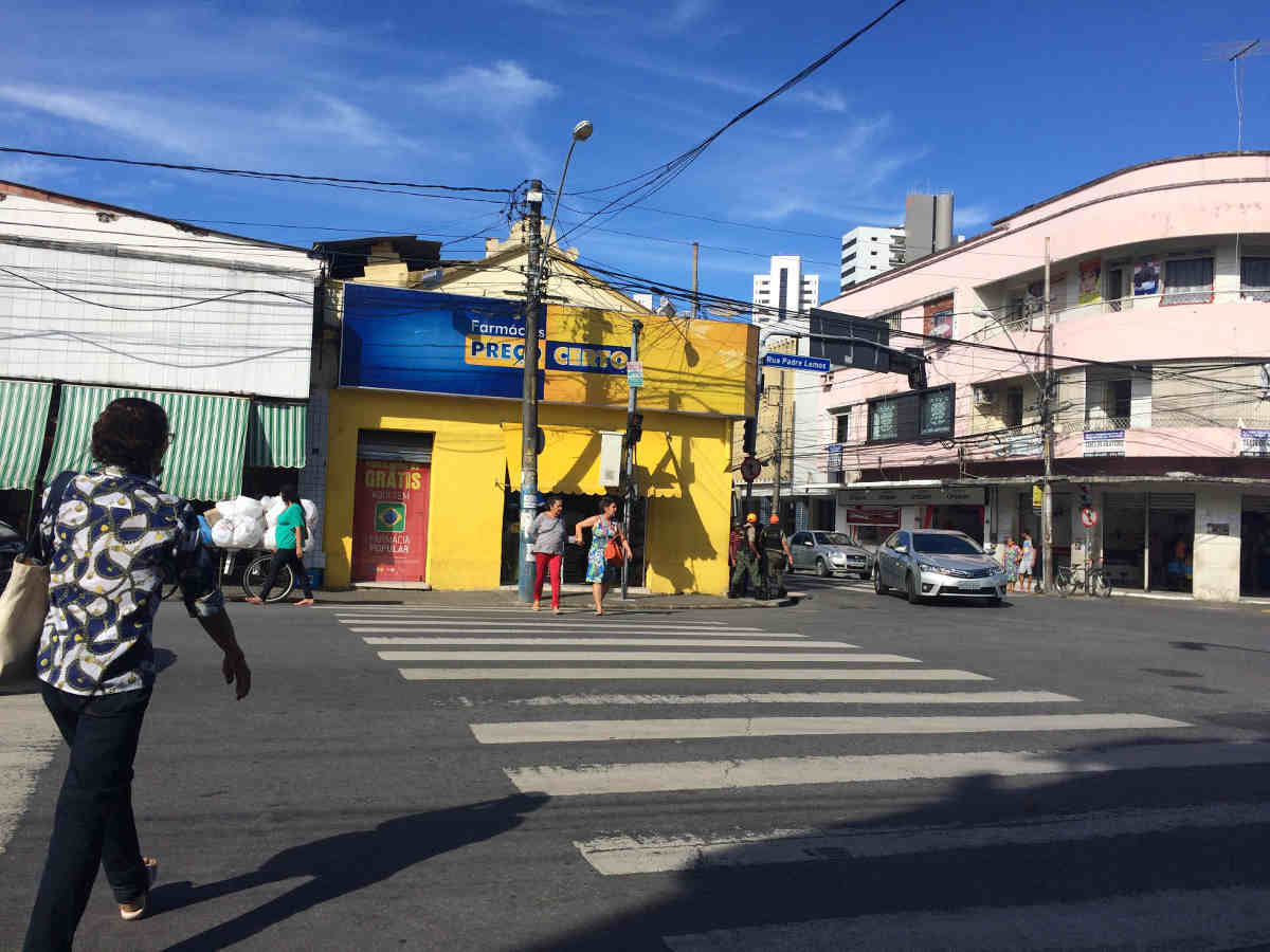 Photo of Cartagena's cathedral at the background and some colonial style houses